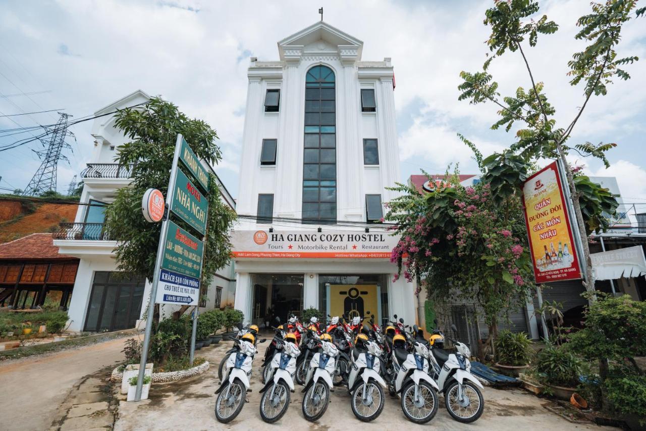 Ha Giang Cozy Hostel ภายนอก รูปภาพ