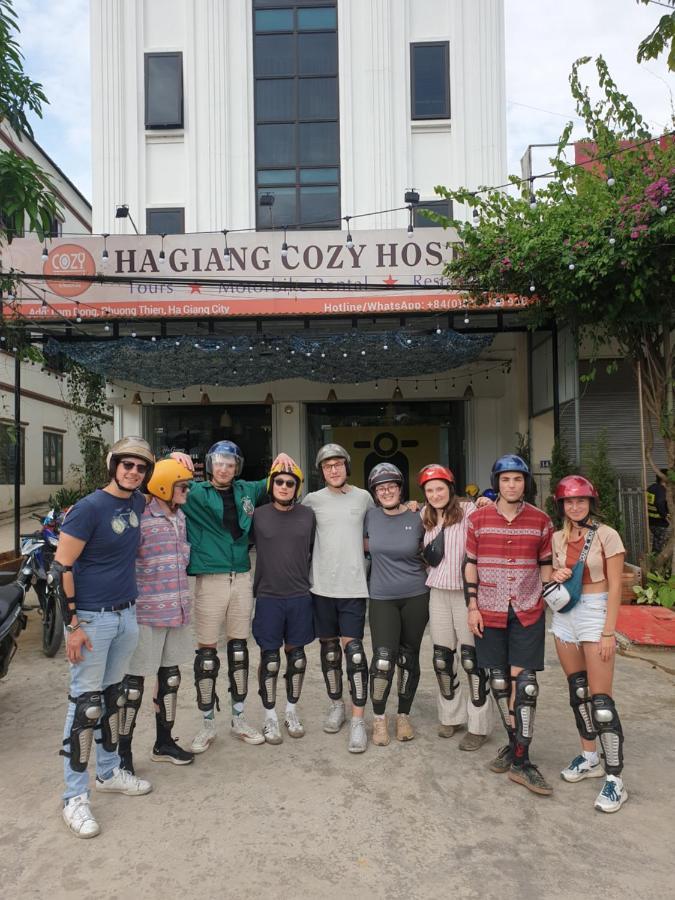 Ha Giang Cozy Hostel ภายนอก รูปภาพ